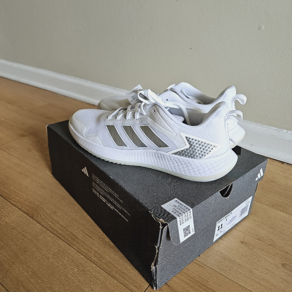 Women's adidas Defiant speed